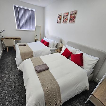 Stylish 1 Bed Apartment In Newly Refurbished Building W/ Parking & Wi-Fi バーミンガム エクステリア 写真