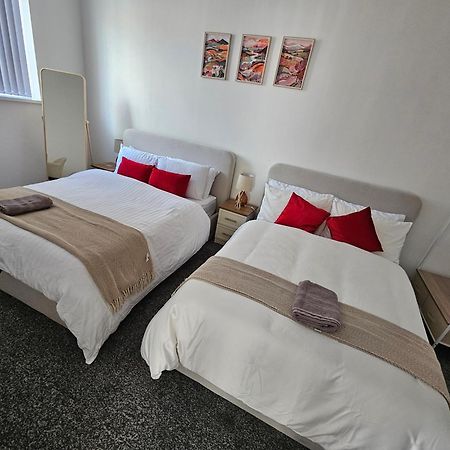 Stylish 1 Bed Apartment In Newly Refurbished Building W/ Parking & Wi-Fi バーミンガム エクステリア 写真