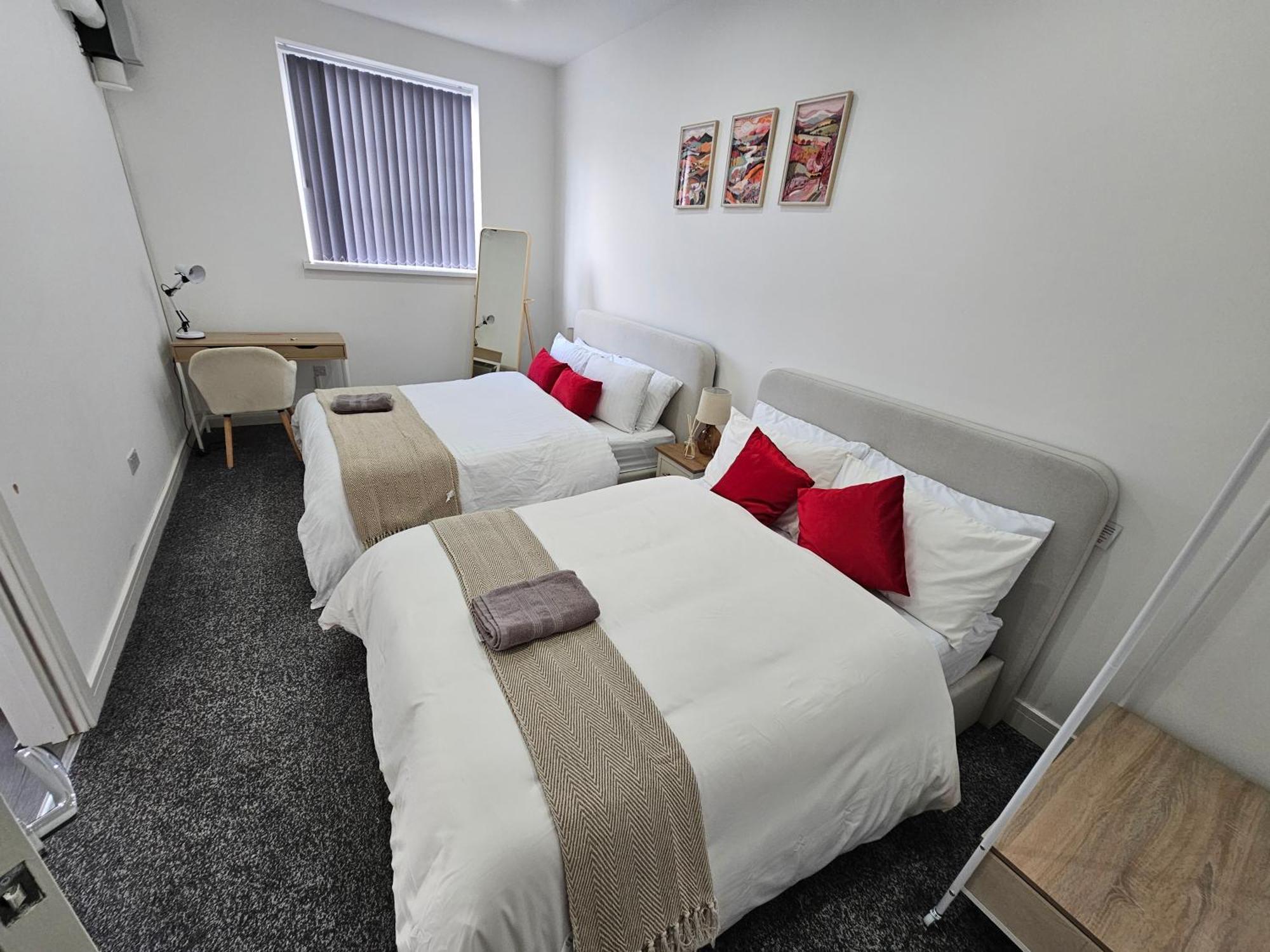 Stylish 1 Bed Apartment In Newly Refurbished Building W/ Parking & Wi-Fi バーミンガム エクステリア 写真